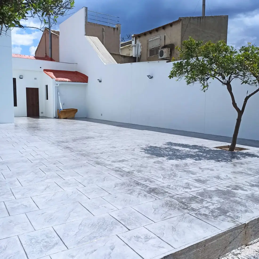 Hormigón impreso blanco