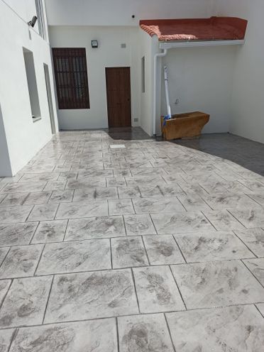 Hormigón impreso patio interior